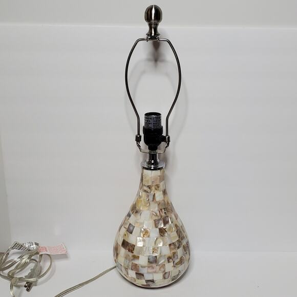 Jonathan Y White and Tan Marbled ceramic electric table lamp 21" Tall - Picture 1 of 6